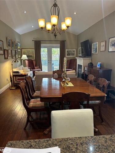 38 Rodney Street, Collingwood, ON - Indoor Photo Showing Dining Room