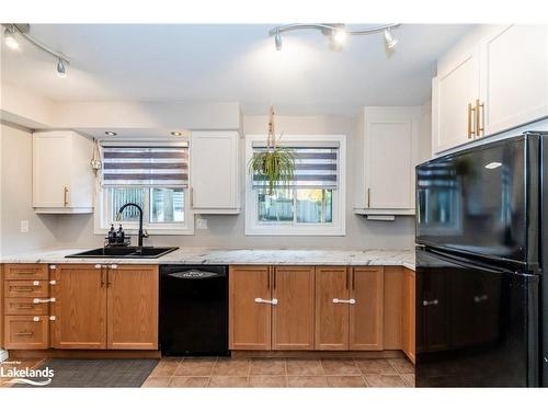 80 Woodland Drive, Midland, ON - Indoor Photo Showing Kitchen With Double Sink