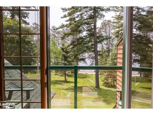 8, Fixed W-1111 Dwight Beach Road, Lake Of Bays, ON - Outdoor