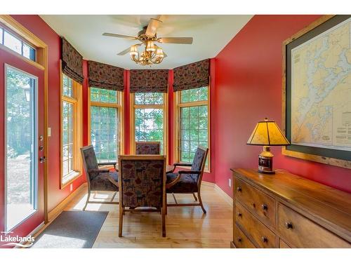 8, Fixed W-1111 Dwight Beach Road, Lake Of Bays, ON - Indoor Photo Showing Dining Room