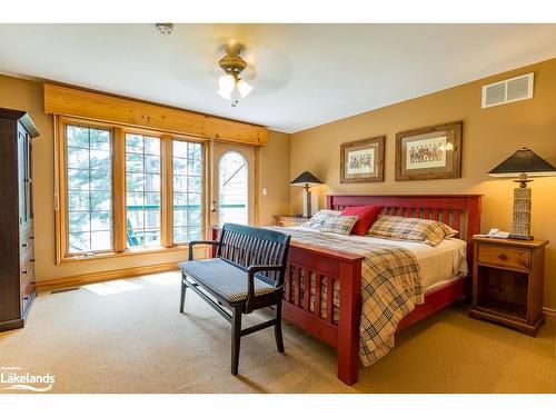 8, Fixed W-1111 Dwight Beach Road, Lake Of Bays, ON - Indoor Photo Showing Bedroom