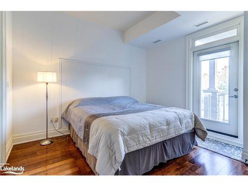 307-764 River Road E, Wasaga Beach, ON - Indoor Photo Showing Bedroom