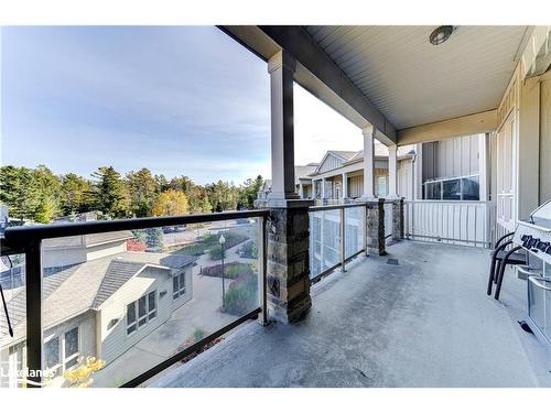 307-764 River Road E, Wasaga Beach, ON - Outdoor With Balcony With Exterior