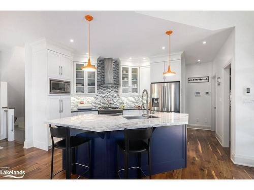 110 Landry Lane, Thornbury, ON - Indoor Photo Showing Kitchen With Upgraded Kitchen