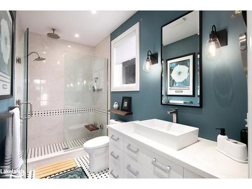 110 Landry Lane, Thornbury, ON - Indoor Photo Showing Bathroom