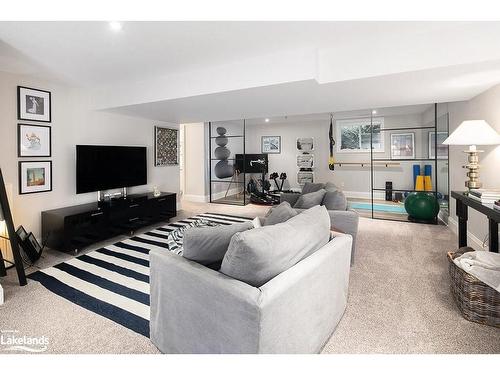 110 Landry Lane, Thornbury, ON - Indoor Photo Showing Living Room