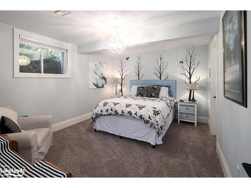 110 Landry Lane, Thornbury, ON - Indoor Photo Showing Bedroom