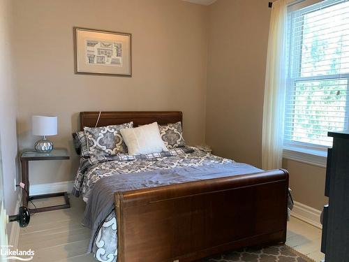 7 Edwin Street, Meaford, ON - Indoor Photo Showing Bedroom