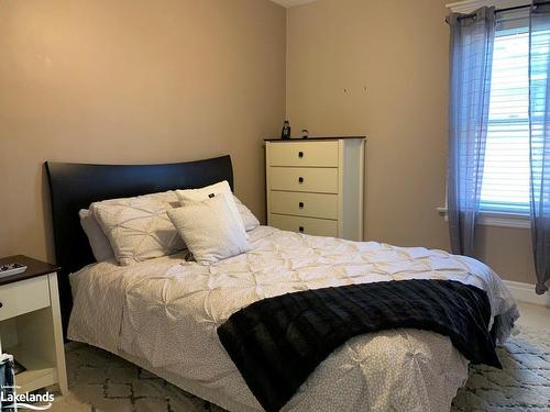 7 Edwin Street, Meaford, ON - Indoor Photo Showing Bedroom