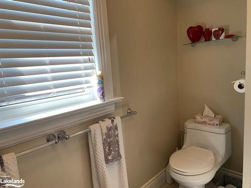 7 Edwin Street, Meaford, ON - Indoor Photo Showing Bathroom