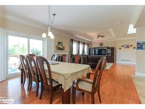 16 Wasaga Sands Drive, Wasaga Beach, ON - Indoor Photo Showing Dining Room