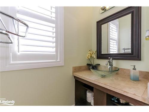 16 Wasaga Sands Drive, Wasaga Beach, ON - Indoor Photo Showing Bathroom