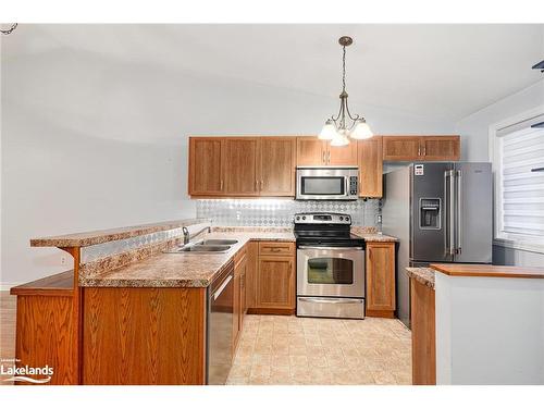 6-346 Peel Street, Collingwood, ON - Indoor Photo Showing Kitchen With Stainless Steel Kitchen With Double Sink