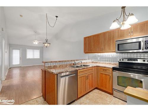 6-346 Peel Street, Collingwood, ON - Indoor Photo Showing Kitchen With Stainless Steel Kitchen With Double Sink