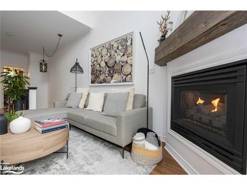 3-110 Kellie'S Way, The Blue Mountains, ON - Indoor Photo Showing Living Room With Fireplace