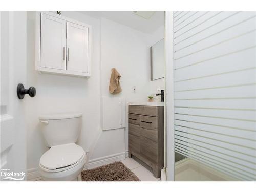 3-110 Kellie'S Way, The Blue Mountains, ON - Indoor Photo Showing Bathroom