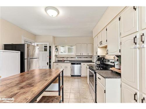 101 Boucher Street E, Meaford, ON - Indoor Photo Showing Kitchen