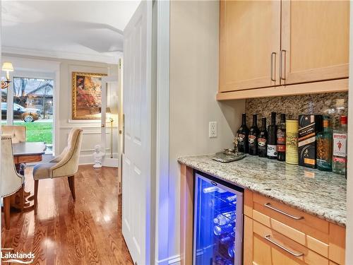 21 Brian Road, Bracebridge, ON - Indoor Photo Showing Kitchen