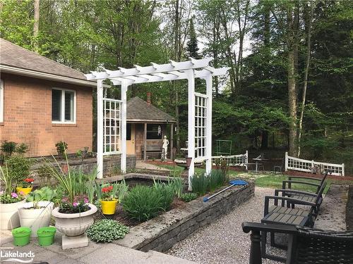 21 Brian Road, Bracebridge, ON - Outdoor