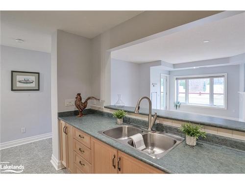 208-110 Steamship Bay Road, Gravenhurst, ON - Indoor Photo Showing Kitchen With Double Sink