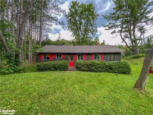 1 & 2-1230 Miriam Drive, Bracebridge, ON - Outdoor