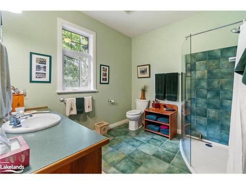 1 & 2-1230 Miriam Drive, Bracebridge, ON - Indoor Photo Showing Bathroom