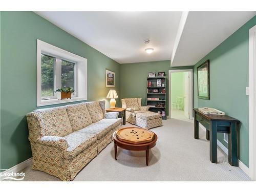 1 & 2-1230 Miriam Drive, Bracebridge, ON - Indoor Photo Showing Living Room