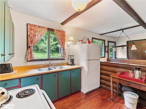 1 & 2-1230 Miriam Drive, Bracebridge, ON - Indoor Photo Showing Kitchen With Double Sink