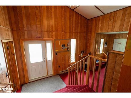 2319 Loop Road, Wilberforce, ON - Indoor Photo Showing Other Room