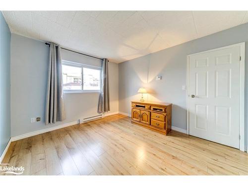 309-184 Eighth Street, Collingwood, ON - Indoor Photo Showing Other Room