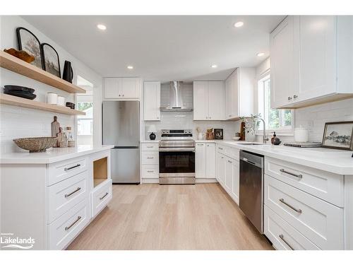 44 Wilmot Trail, Newcastle, ON - Indoor Photo Showing Kitchen With Upgraded Kitchen