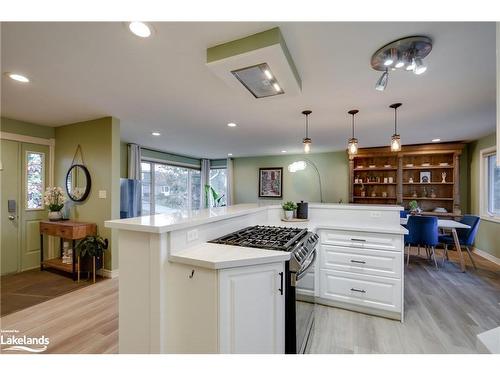 61 Woodland Drive N, Bracebridge, ON - Indoor Photo Showing Kitchen