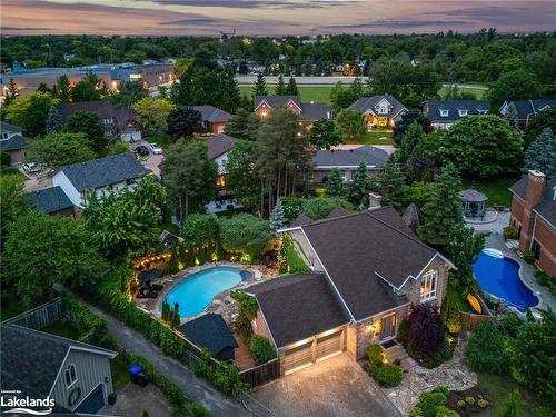 3 Burnside Court, Collingwood, ON - Outdoor With In Ground Pool