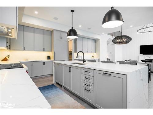 132 Dorothy Drive, The Blue Mountains, ON - Indoor Photo Showing Kitchen