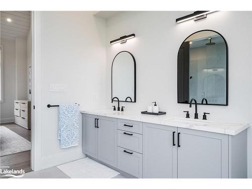 132 Dorothy Drive, The Blue Mountains, ON - Indoor Photo Showing Bathroom