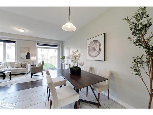 13 Barfoot Street, Collingwood, ON - Indoor Photo Showing Dining Room