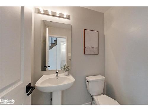 13 Barfoot Street, Collingwood, ON - Indoor Photo Showing Bathroom