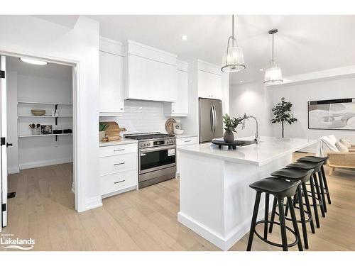 16-134 Landry Lane, Thornbury, ON - Indoor Photo Showing Kitchen With Upgraded Kitchen