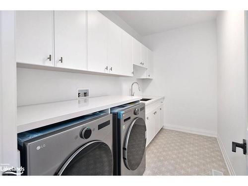 16-134 Landry Lane, Thornbury, ON - Indoor Photo Showing Laundry Room