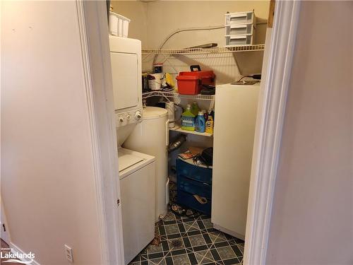 2 Pinecone Drive, Bracebridge, ON - Indoor Photo Showing Laundry Room