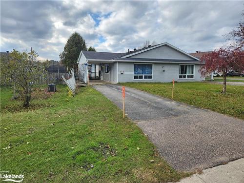 2 Pinecone Drive, Bracebridge, ON - Outdoor With Facade