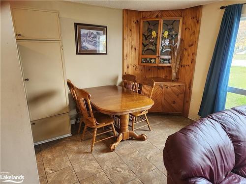 2 Pinecone Drive, Bracebridge, ON - Indoor Photo Showing Dining Room