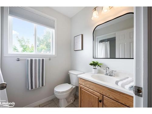 73 Biscayne Crescent, Orangeville, ON - Indoor Photo Showing Bathroom