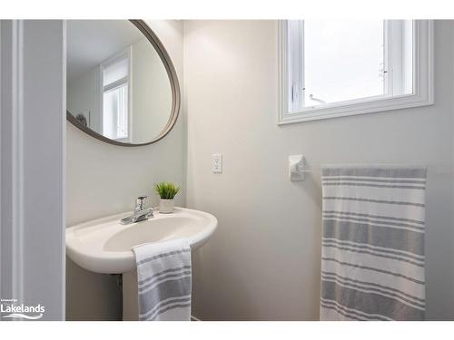 73 Biscayne Crescent, Orangeville, ON - Indoor Photo Showing Bathroom