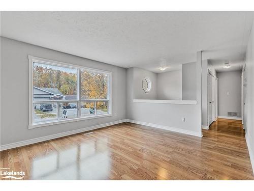 807 Birchwood Drive, Midland, ON - Indoor