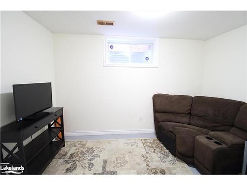 169 Taylor Drive, Barrie, ON - Indoor Photo Showing Other Room