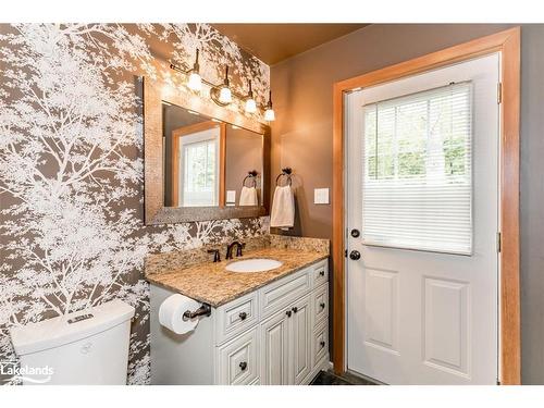 156 Chamonix Crescent, The Blue Mountains, ON - Indoor Photo Showing Bathroom