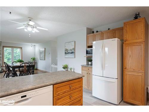 254304 9Th Line, Amaranth, ON - Indoor Photo Showing Kitchen