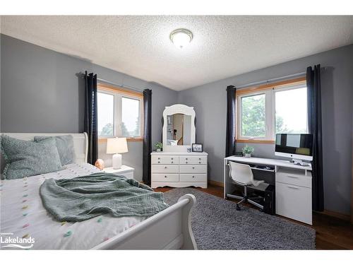 254304 9Th Line, Amaranth, ON - Indoor Photo Showing Bedroom