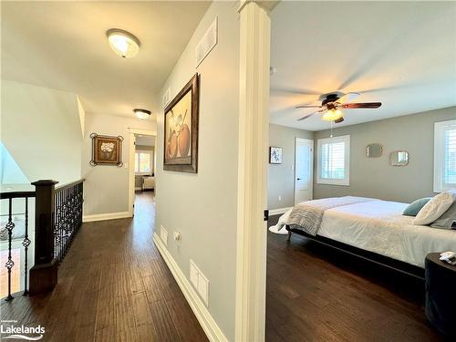 319 Henderson Road, Burlington, ON - Indoor Photo Showing Bedroom